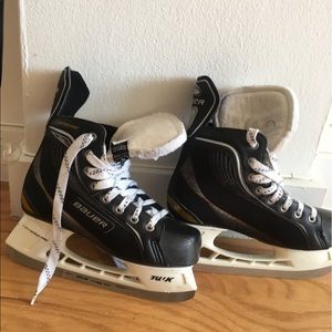 Bauer Hockey skates